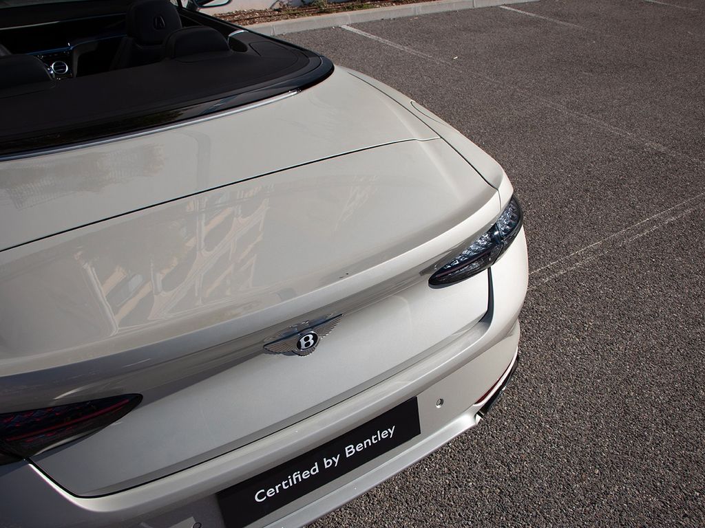 BENTLEY Continental GTC 2025