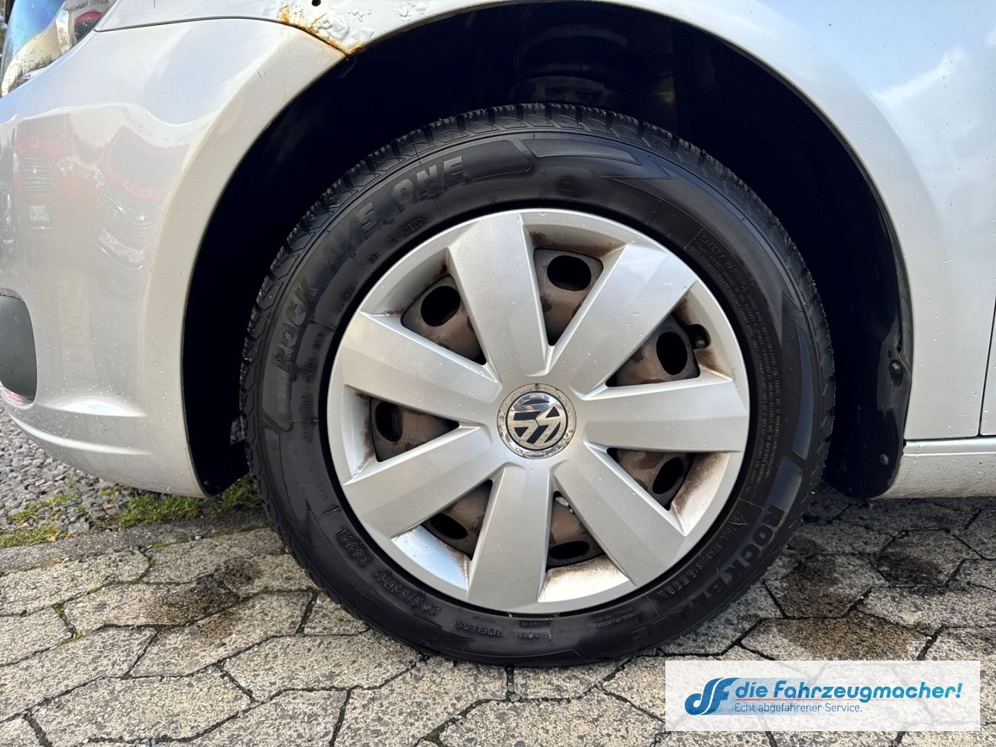 Fahrzeugabbildung Volkswagen Touran Comfortline Navi Dyn. Kurvenlicht *EXPOR