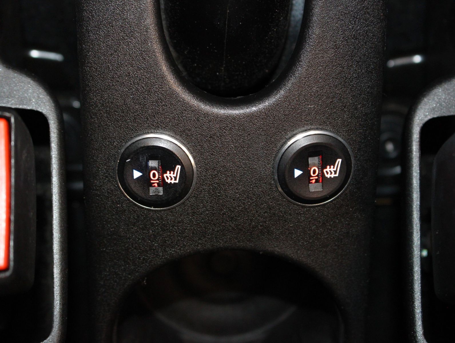 Fahrzeugabbildung Abarth 500 Cabrio 595 C Turismo 2.Hand+Navi+PDC+DAB