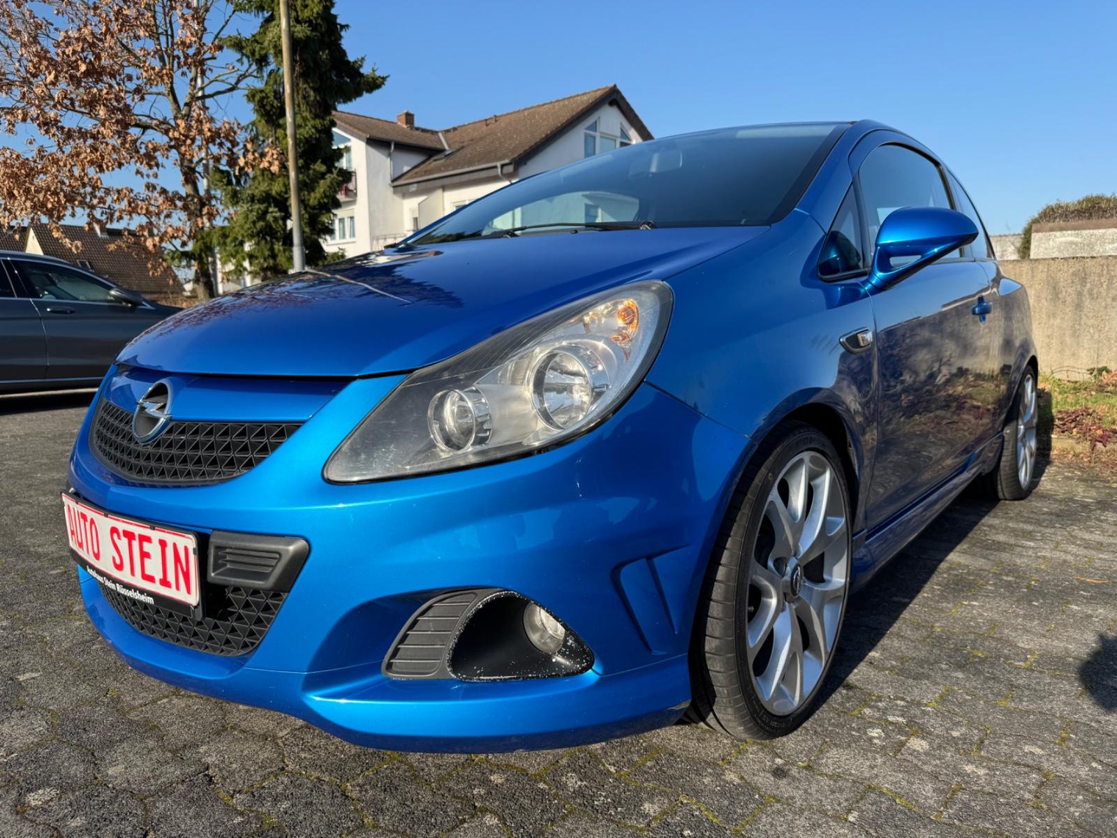 Opel Corsa D OPC *220ps*T.LEDER*KLIMA*SPRTZ*