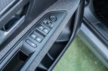 Fahrzeugabbildung Peugeot 3008 Active Pack |NAVI|LED|360°