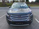 Ford Edge Titanium 4x4 - graue Ford Edge