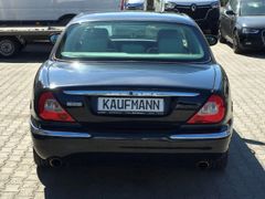 Fahrzeugabbildung XJ 6 3.0