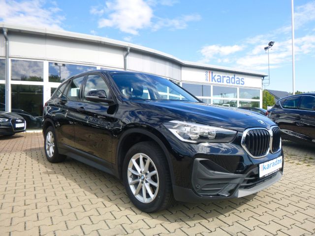 Fahrzeugabbildung BMW X1 xDrive 20 i >AUT/Allrad/NAV/SHZ/PDC<