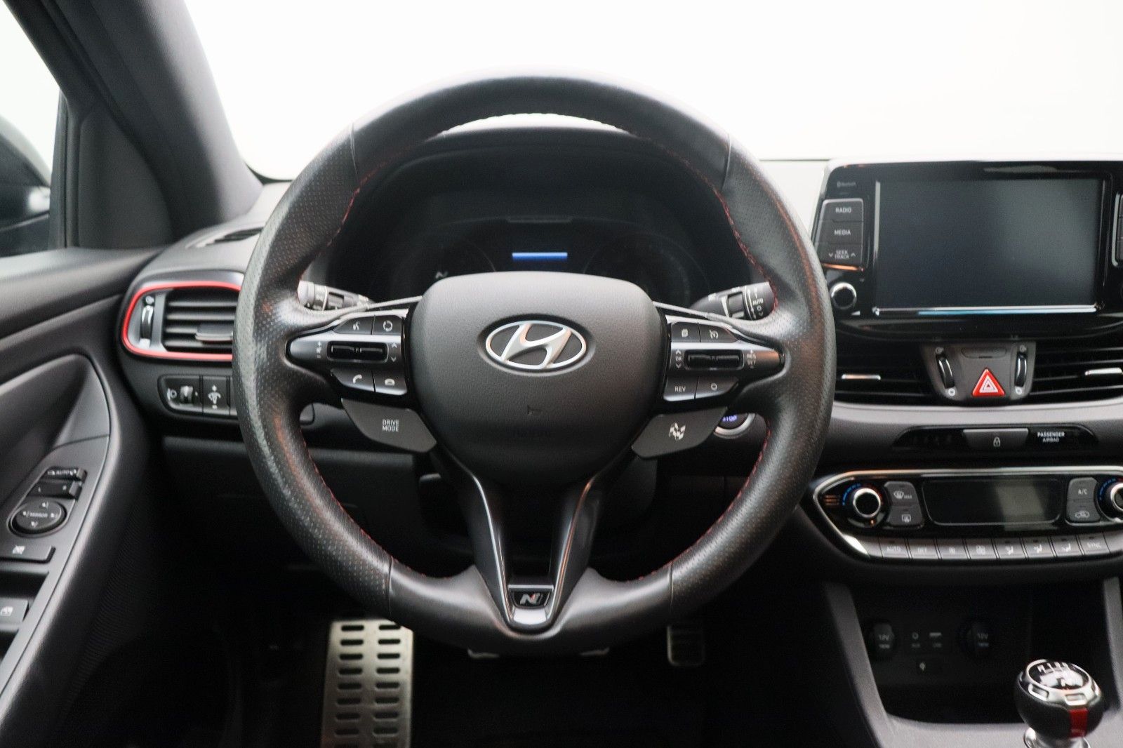 Fahrzeugabbildung Hyundai i30 Fastback N Performance Schiebedach 1. Hand