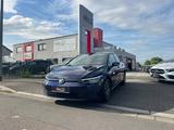 Volkswagen Golf VIII 2,0 TDI Lim. Life LED FINANZIERUNG - 0 Prozent Finanzierung Angebote: Auto gebraucht