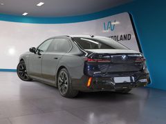 Fahrzeugabbildung BMW i7 M70 xDrive EXECUTiVE THEATRE B&W DIAMOND SKY