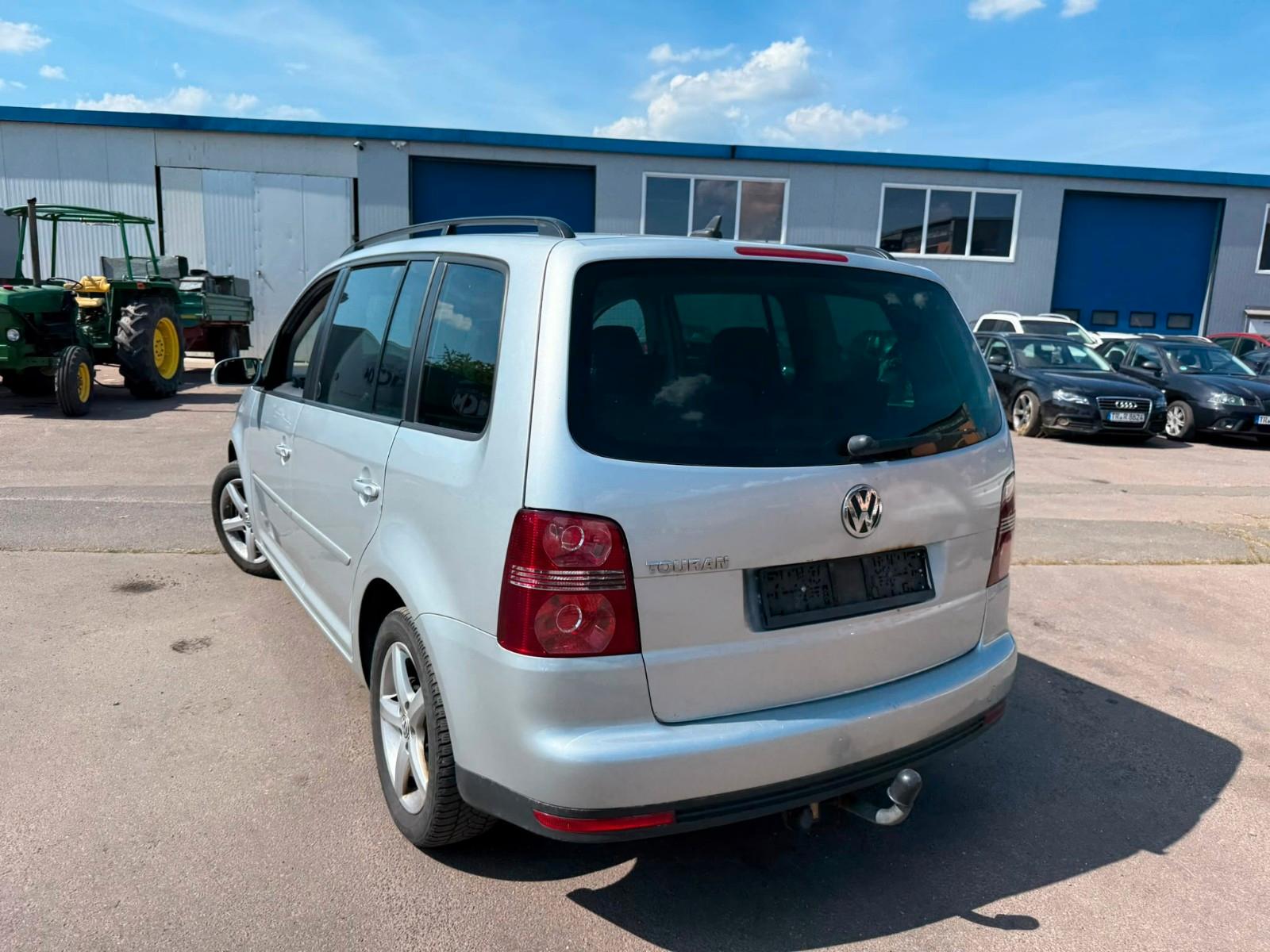Volkswagen Touran 2007 — photo 9