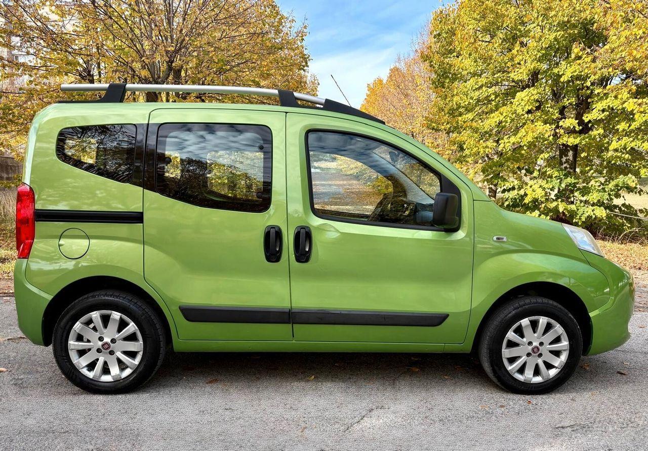 Fiat Qubo 2015 — салон