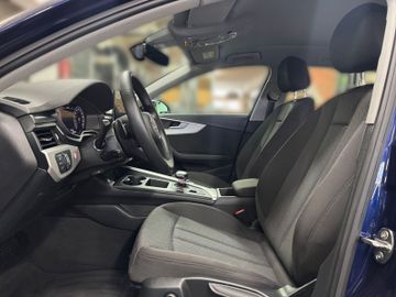 Audi A4 - 8