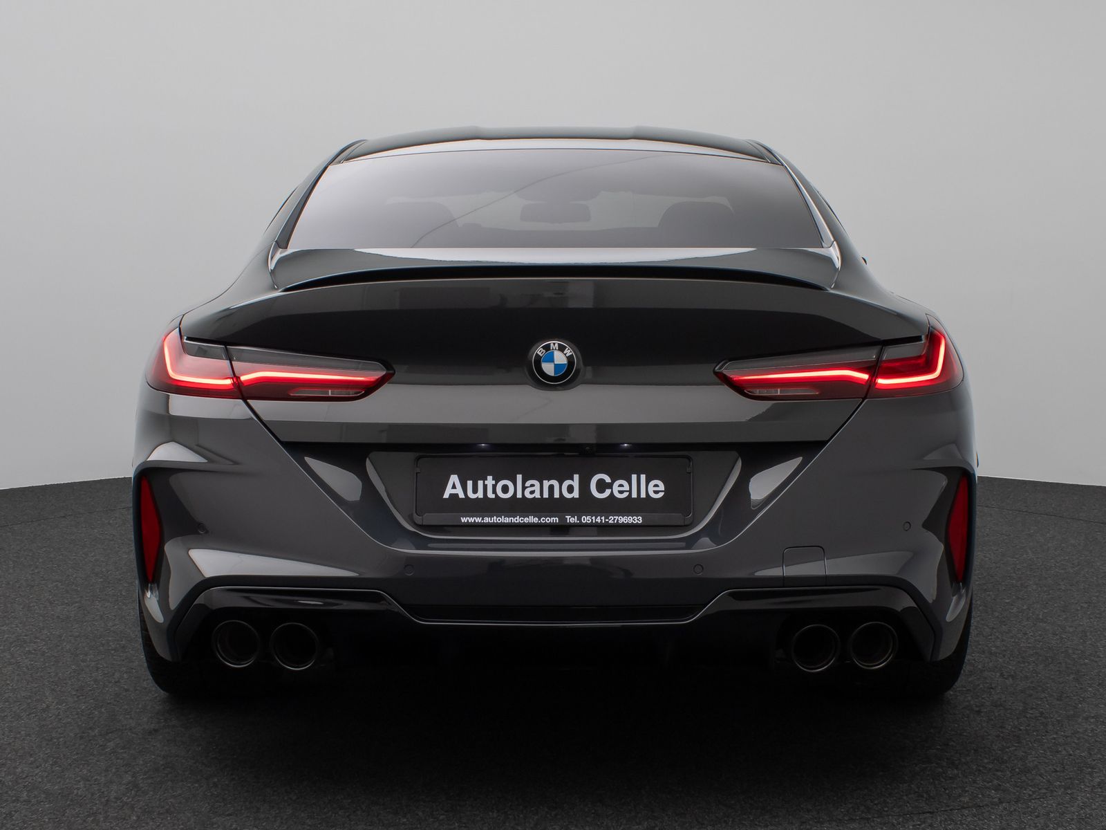 Fahrzeugabbildung BMW M8 Competition xD Gran Coupé 360°Laser HUD B&W