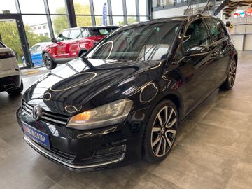 Volkswagen Golf VII Lim. Highline BMT *STHZ*BI-XENON*R-LINE