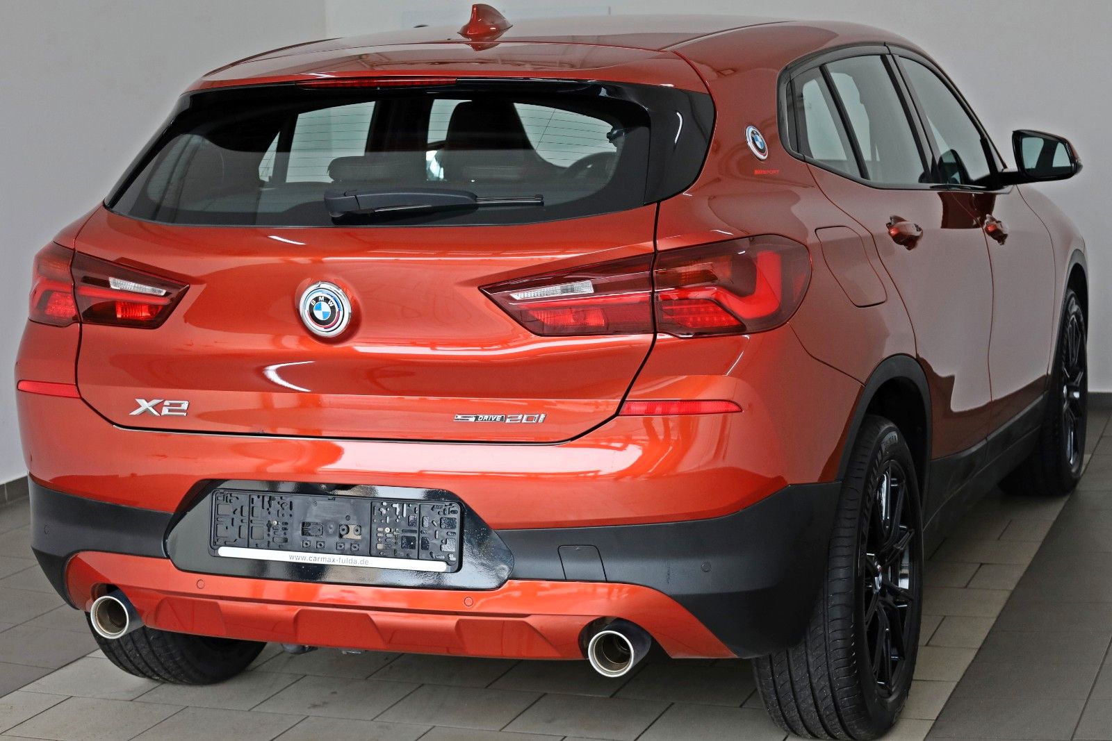 Fahrzeugabbildung BMW X2 sDrive 20 i Advantage Plus,Navi,Kamera,AHK+WR