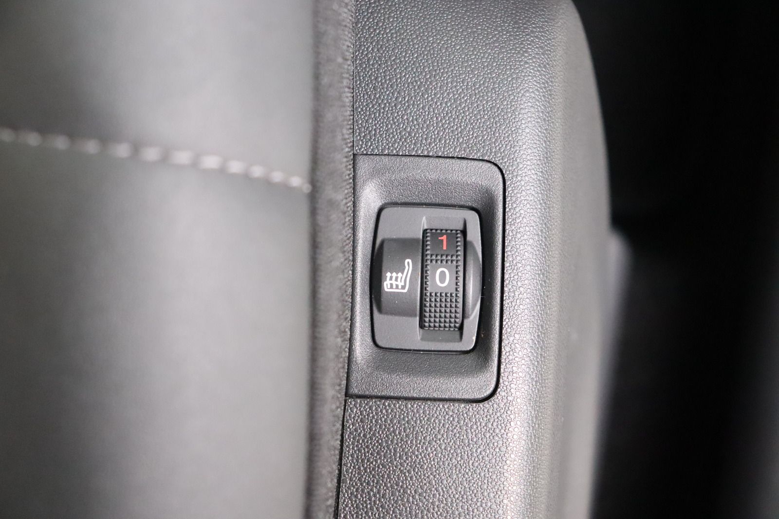 Fahrzeugabbildung Citroën C3 Aircross PT 110 Shine * LED * SHZ *