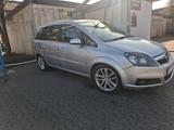 Opel Zafira 1.9 CDTI CATCH ME 74kW CATCH ME - Opel Zafira in Solingen