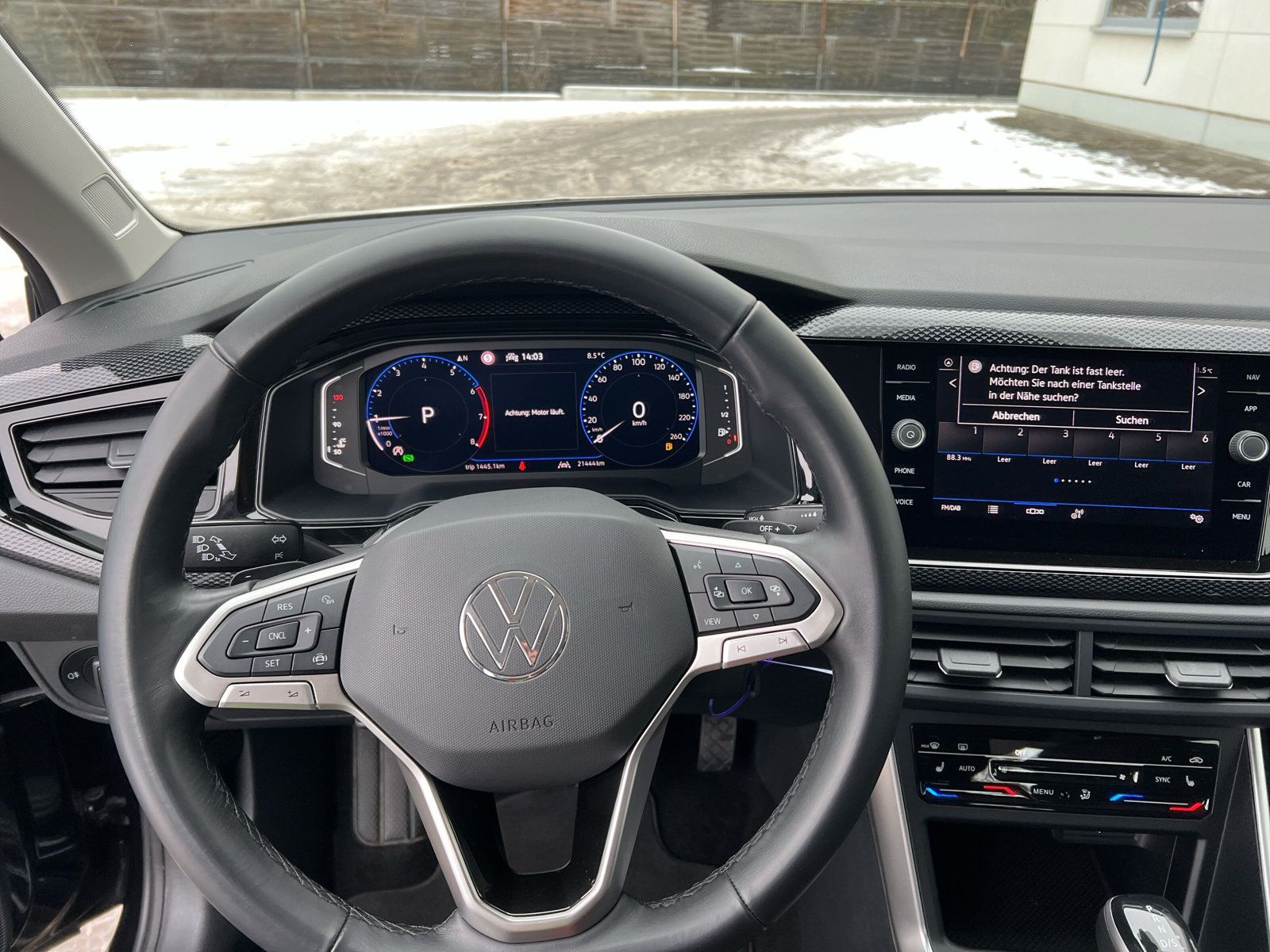Fahrzeugabbildung Volkswagen Taigo 1.0 TSI DSG Life LED VIRTUAL NAVI SHZ