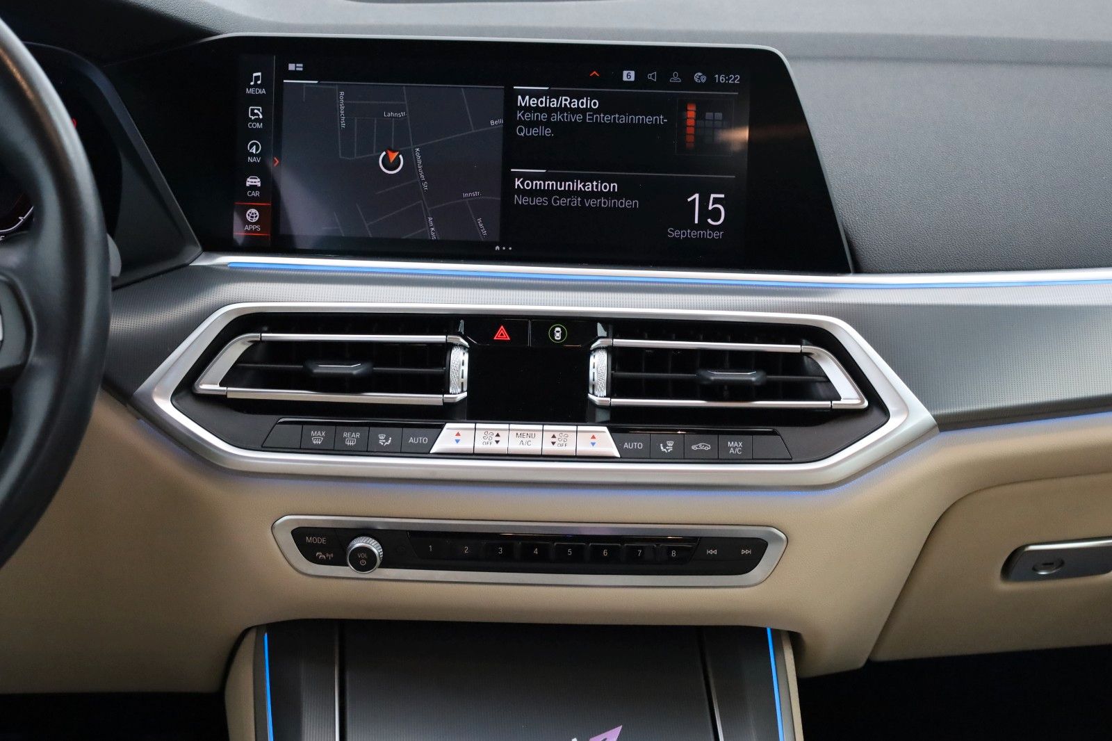 Fahrzeugabbildung BMW X5 xDrive 45e Leder,Navi,LED,Kamera,Kamera,ACC