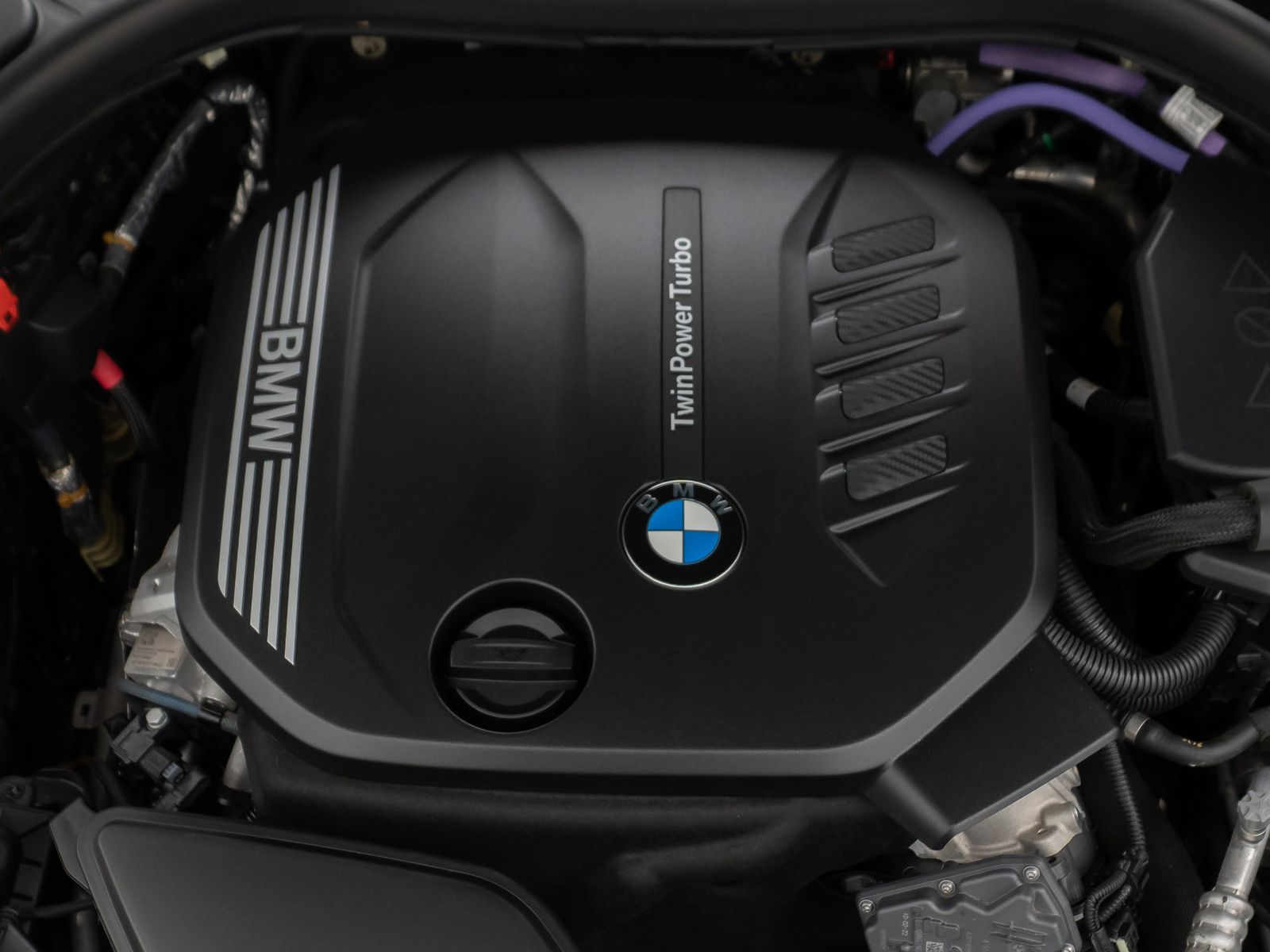 Fahrzeugabbildung BMW 520d xD M Sport Panorama Kamera DAB H/K Alarm