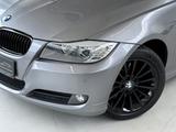 BMW 320d Touring Automatik*1.Hand*Sport*SHZ*Panorama - BMW 320 aus 2009: Kombi, 320d