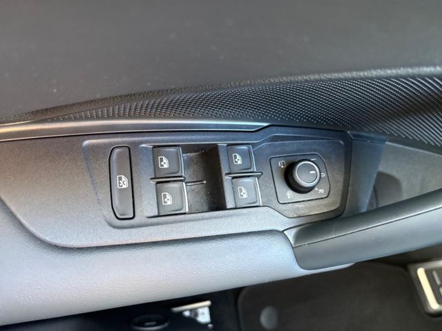 Tiguan GOAL 2.0 TDI DSG AHK-klappbar Navi 360 Ka