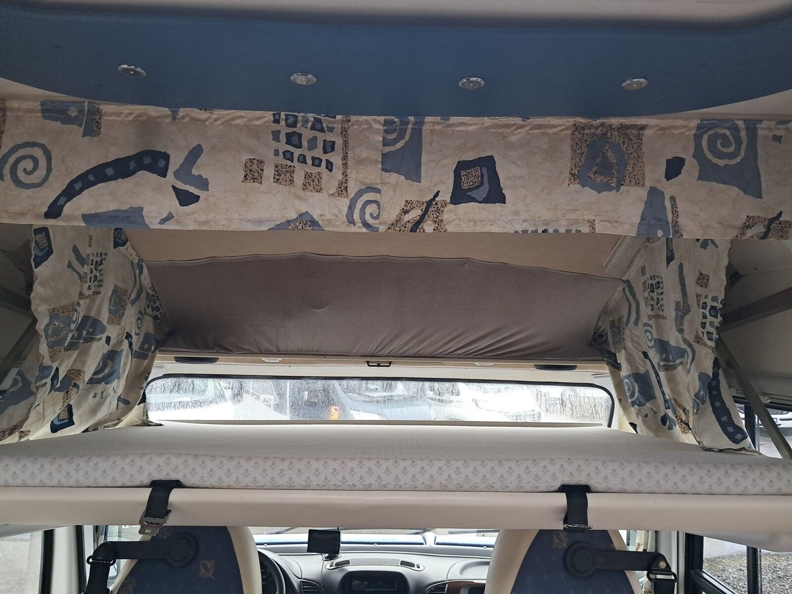 Fahrzeugabbildung LMC Liberty I 6900 SAT+TV, Markise, Fahrradträger