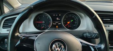 Volkswagen Golf - 8