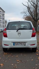 Hyundai i10 1.1 - wenig Kilometer, nächste HU 11/2026 - Hyundai i10 von privat
