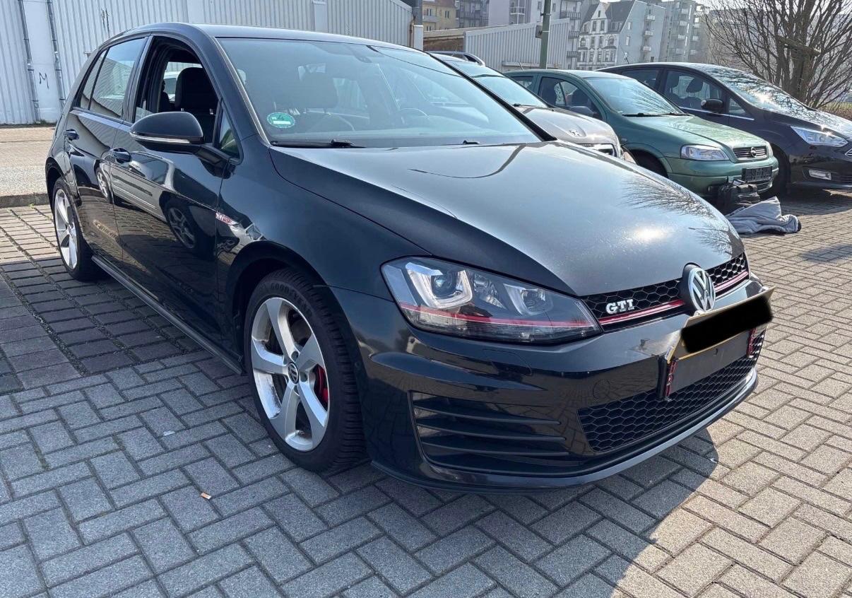 Volkswagen Golf VII 2.0 TSI GTI DSG|NAVI|BI-XENON|AHK|PDC