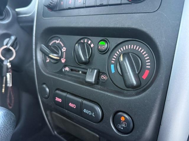 SUZUKI JIMNY RANGER 1.3 VVT 86ch 4X4 BVA - CAMÉRA DE RECUL - CLIMATISATION - JANTES ALLIAGE - ATTELAGE AMOVIBLE