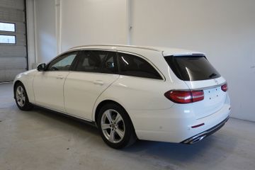 Mercedes E 220 - 3