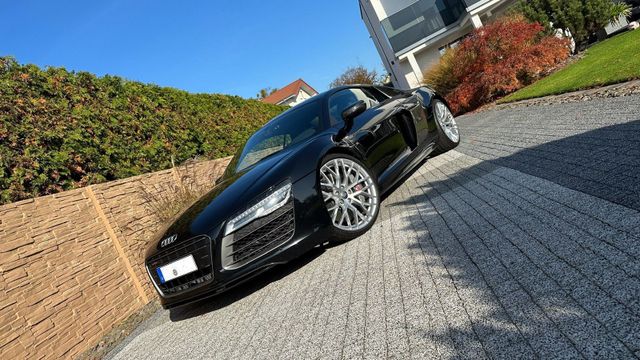 Audi R8 5.2 FSI Plus S tronic quattro