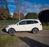 Hyundai SANTA FE 2.2 CRDi 4WD Automatik (TÜV NEU) - Hyundai SANTA FE aus 2011 mit Diesel-Antrieb