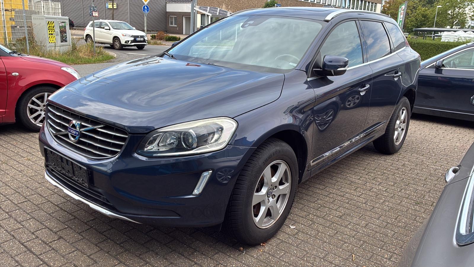 Volvo XC60 Summum AWD *LEDER-PANO-SHZ-XENON*