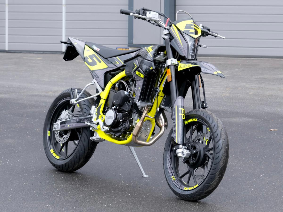 SWM SM 125 R FP EDITION
