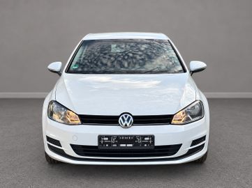 Volkswagen Golf - 8