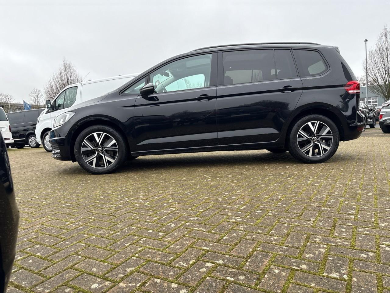 Volkswagen Touran 2.0 TDI Comfortline+AHK+7-Sitzer+Pano+RFK