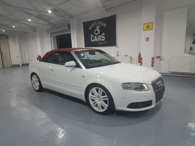 Audi S4 Cabriolet 4.2 quattro V8  Tiptronic"Carbon"