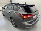 Ford Focus ST-Line 1.0 Turnier "Panodach" "SYNC 4" - Ford Focus mit Benzin-Antrieb