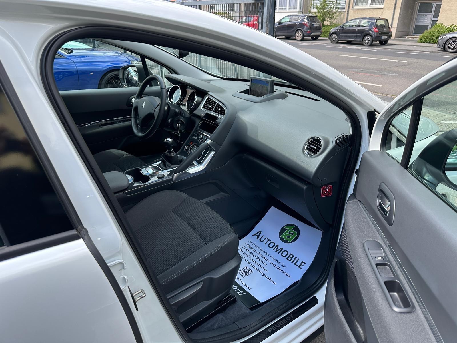 Peugeot 3008 Active*NAVI*PDC*KAM*KLIMAA.*TEMPO*AHK