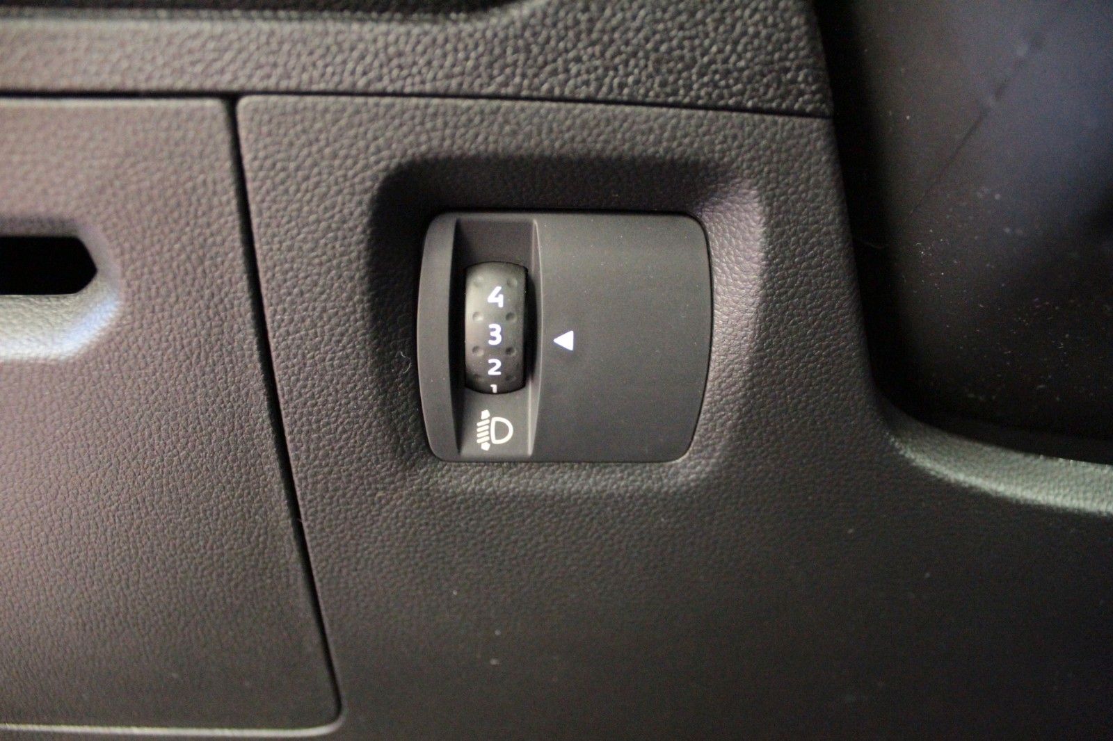 Fahrzeugabbildung Dacia Sandero TCe 90 auto Expression*15204*