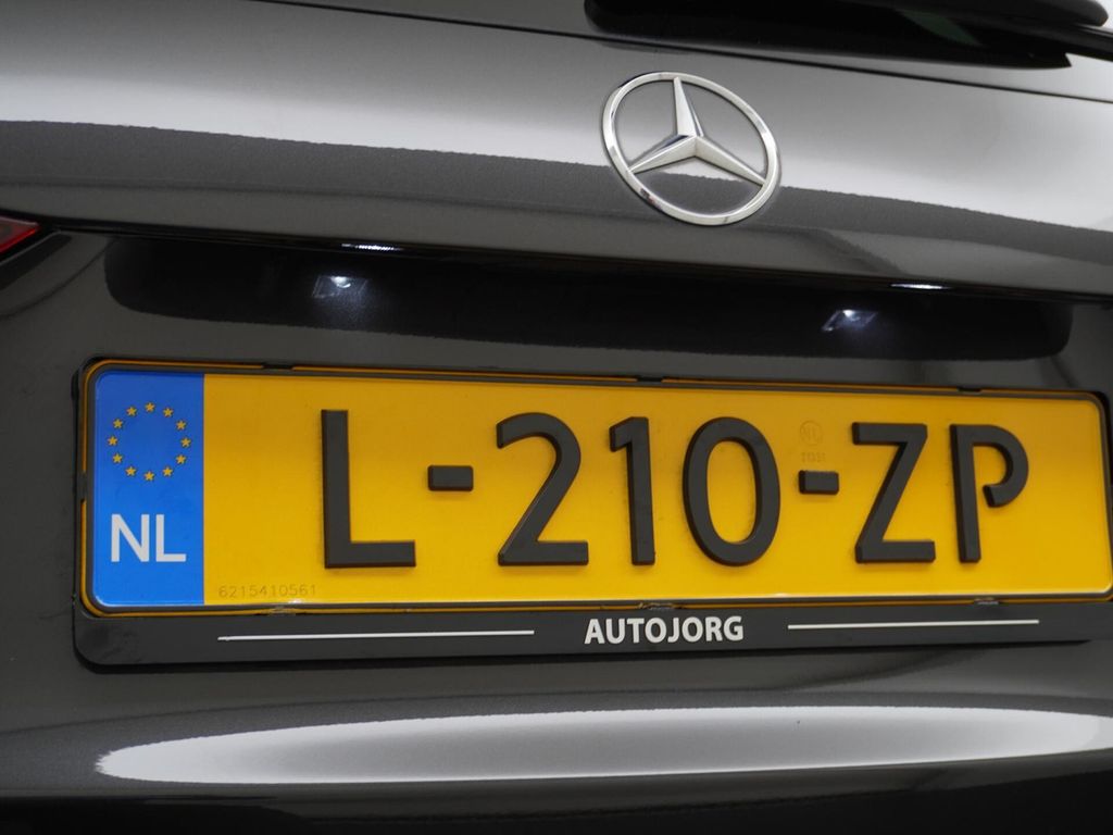 Mercedes-Benz C 200 Estate Launch Edition Luxury Line panorama
