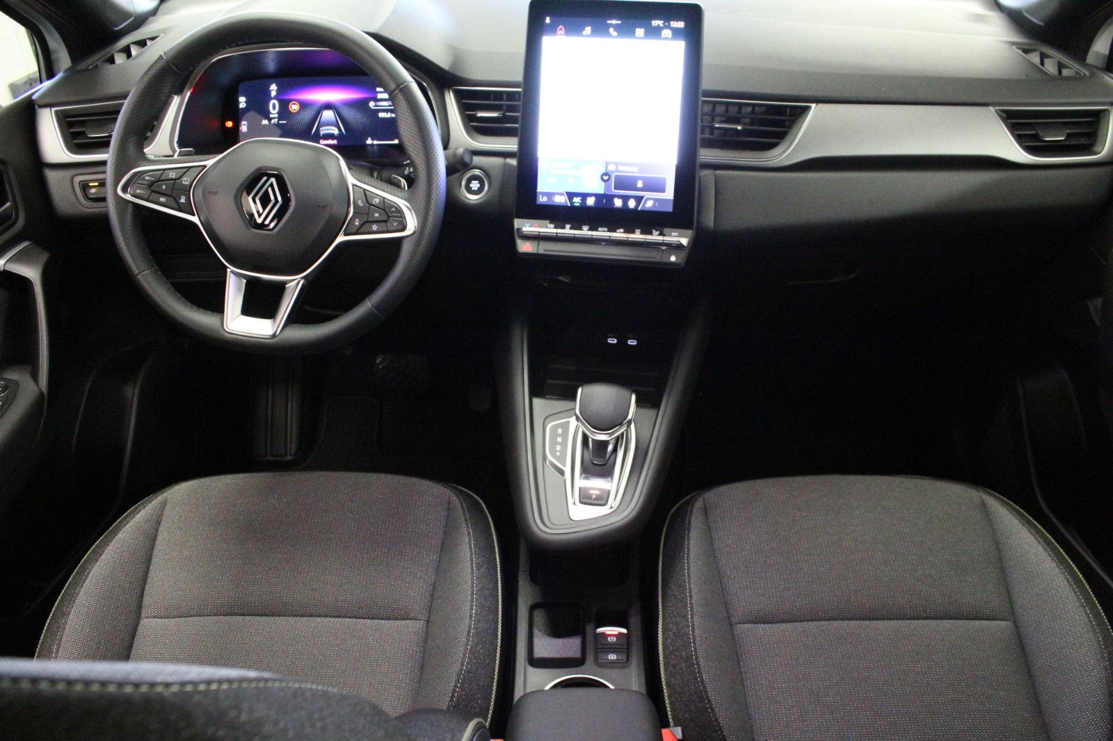 Fahrzeugabbildung Renault Captur Mild Hybrid 160 EDC Techno *Ganzjahresrei