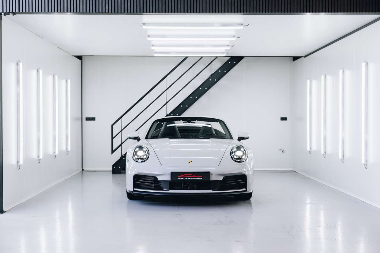 Porsche 911 992.2 Cabrio Sportuitlaat BOSE Zetelkoeling  imagem 2