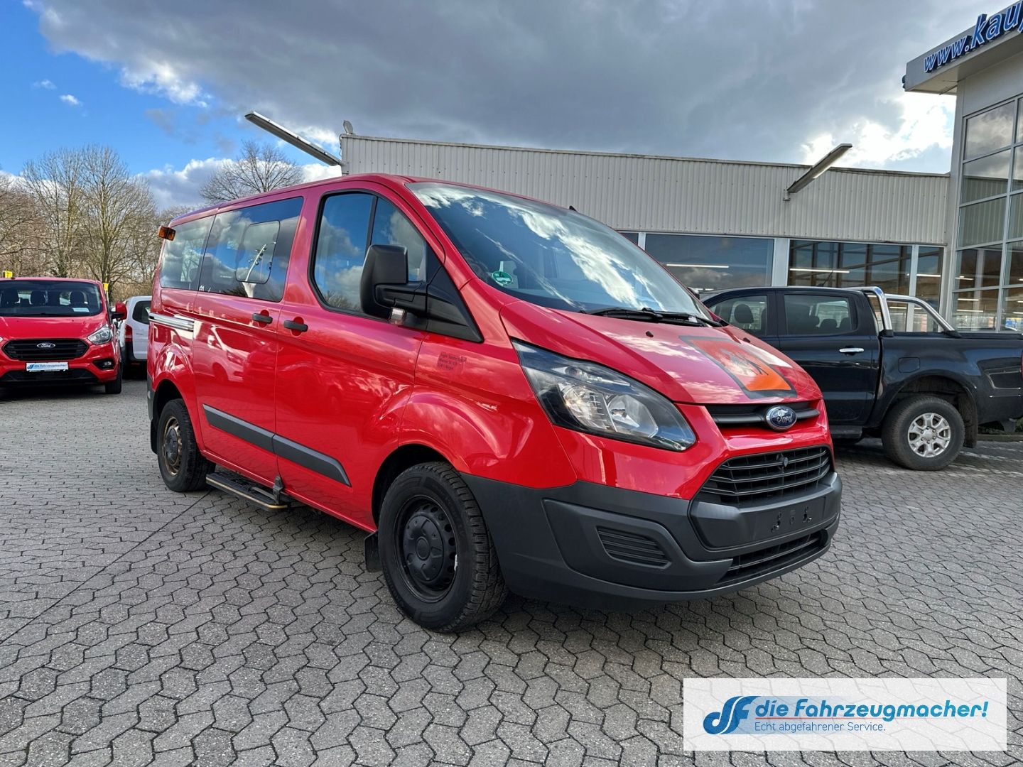 Fahrzeugabbildung Ford Transit Custom Kombi 300 L1 2.2 TDCi *1415