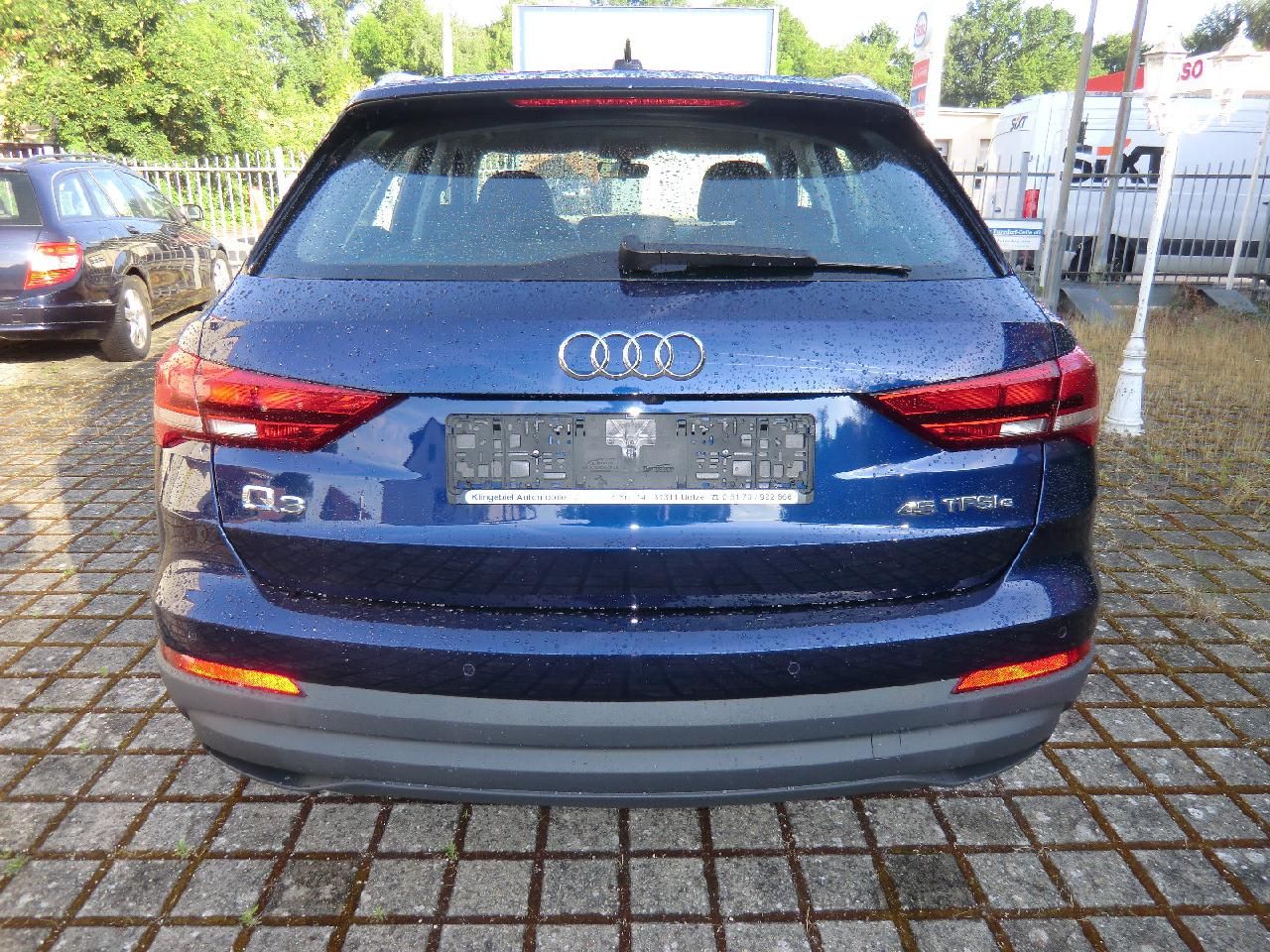 Audi Q3 45 TFSI e basis 8-fach bereift, AHK foto 4