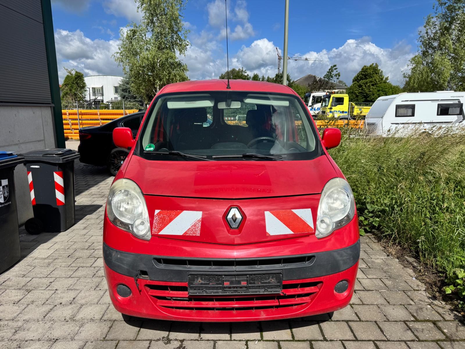 Renault Kangoo 2012 — rear view