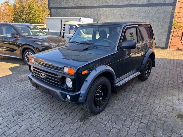 Lada Niva LEGEND 1.7 4x4 BLACK EDITION+AHK+DOTZ+KLIMA