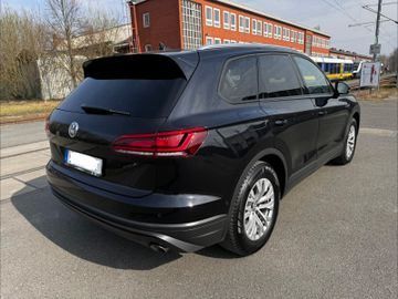 Volkswagen Touareg - 6