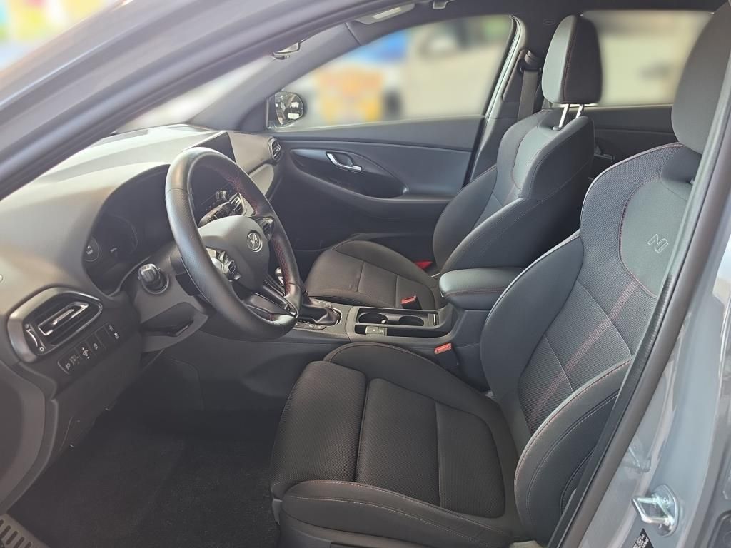 Erstes Annaberger Autohaus - Hyundai NEW i30 Kombi 5-Sitze - Bild 7 Erstes Annaberger Autohaus - Hyundai NEW i30 Kombi 5-Sitze - Bild 7