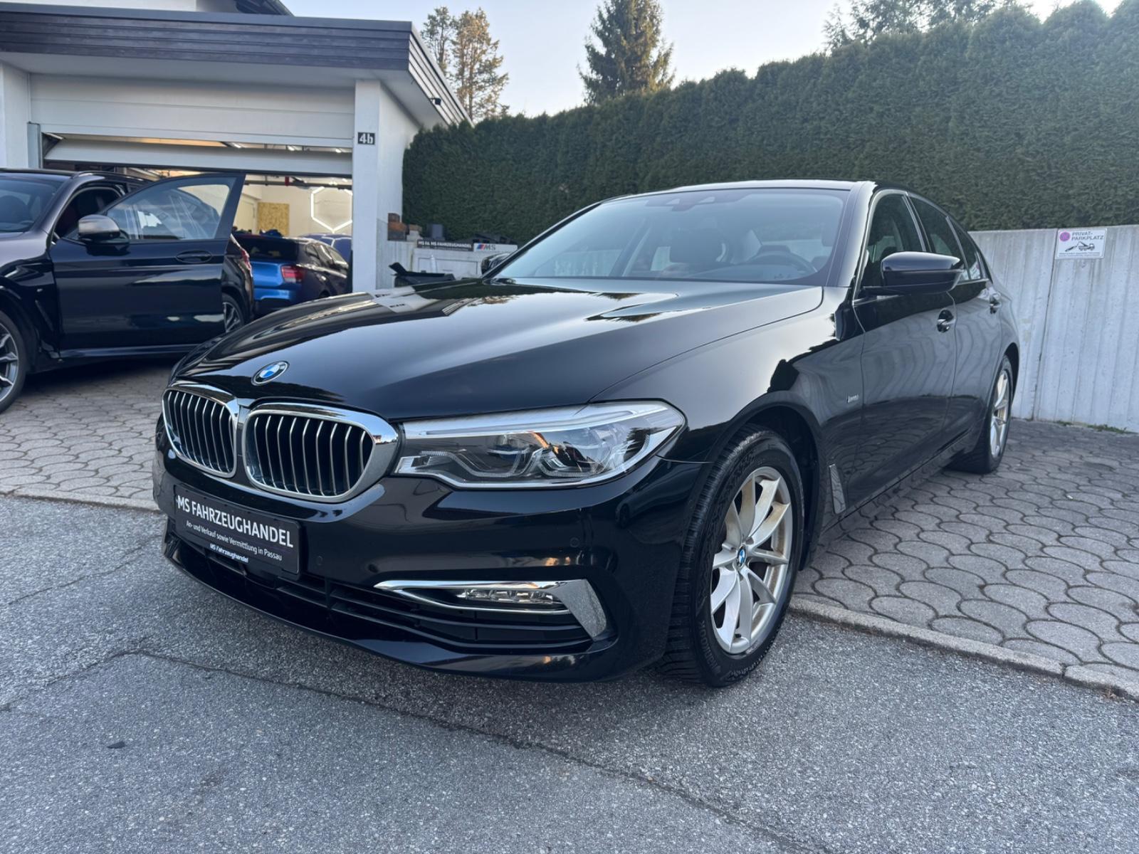 BMW 520d xDrive Lim. Luxury Line *HUD*LED*AHK*STAND*